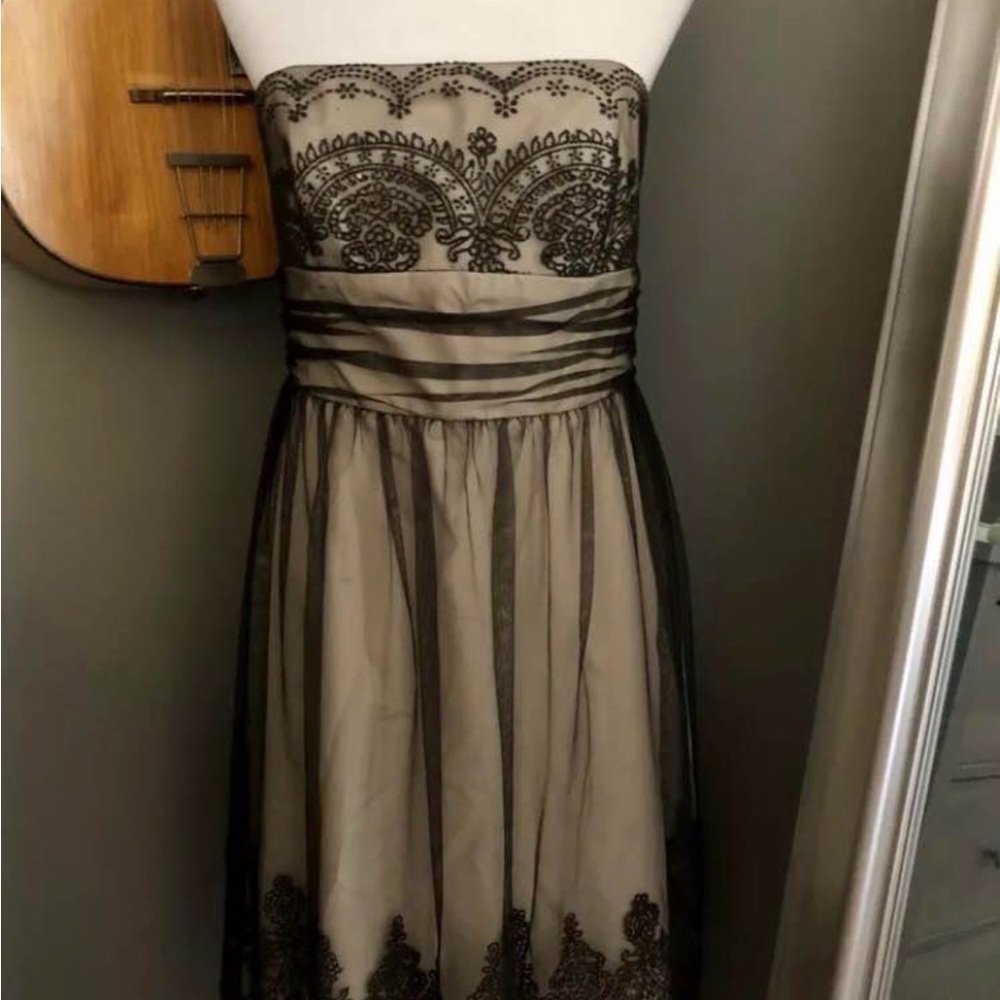 Elegant Black Strapless Dress